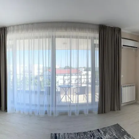 Seaside Rezidential Апартаменти *